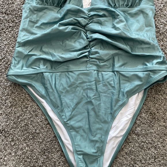 Swim - Picture 3 of 5